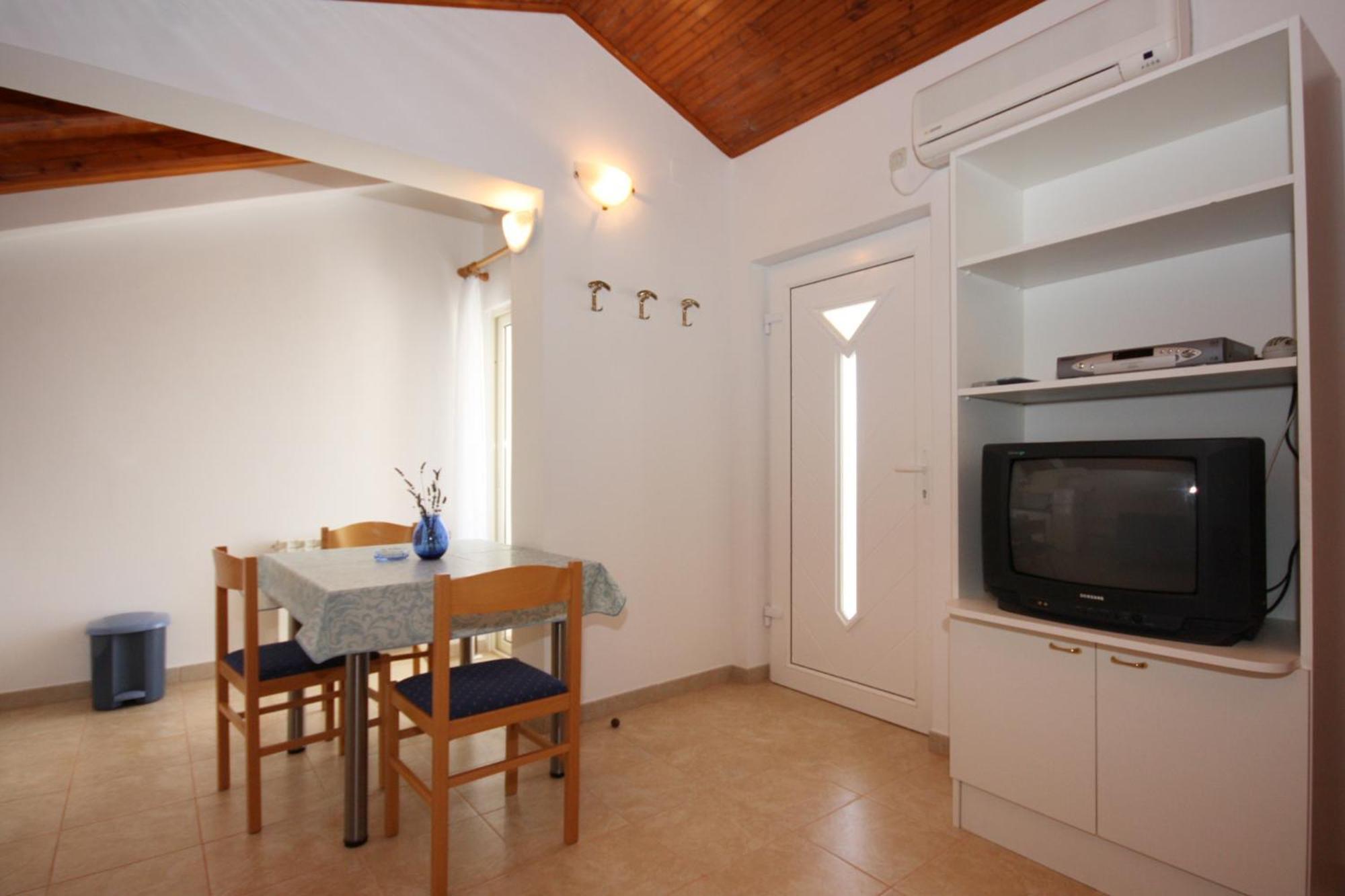 Apartments With A Parking Space Jezera, Murter - 5079 Room photo